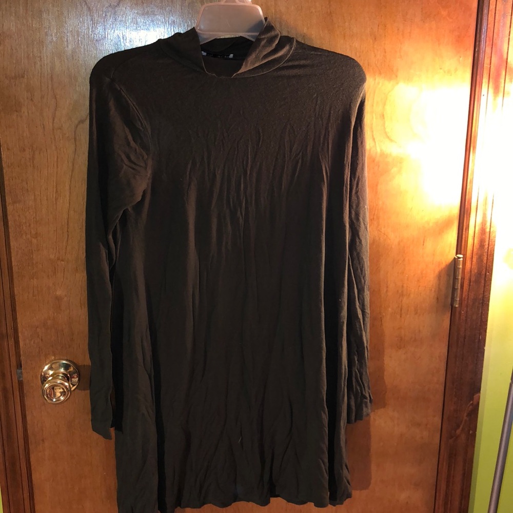 Dark green dress